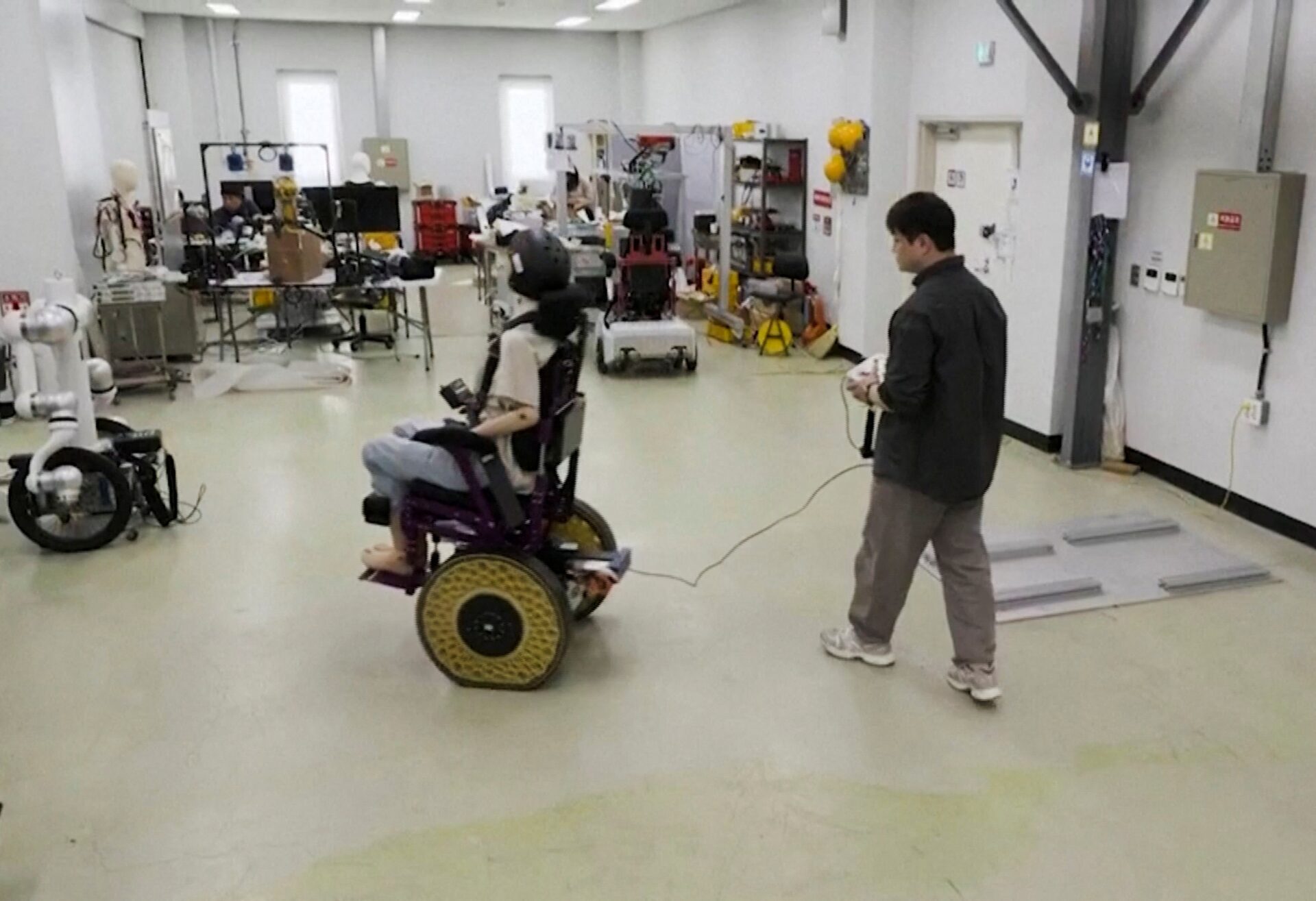 South Korean Researchers Develop 'Morphing' Wheels That Could Revolutionize Wheelchairs and Robots